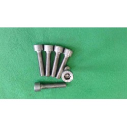 A960242NU Ideal Standard screws